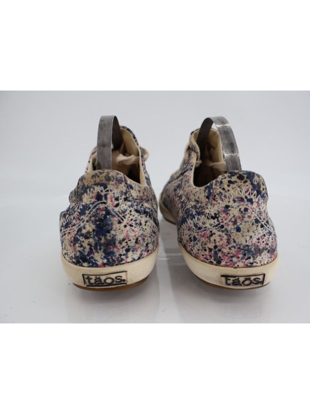 Taos Women's Star Sneaker Size 6.5 Floral Canvas Lace Up Walking Shoe - Picture 5 of 14